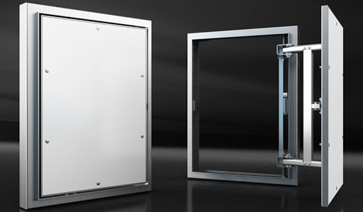 Выбираем ревизионный люк